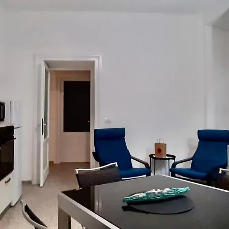 Lettere Dal Mare * ترييستي