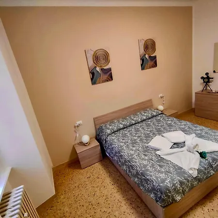 Lettere Dal Mare * ترييستي